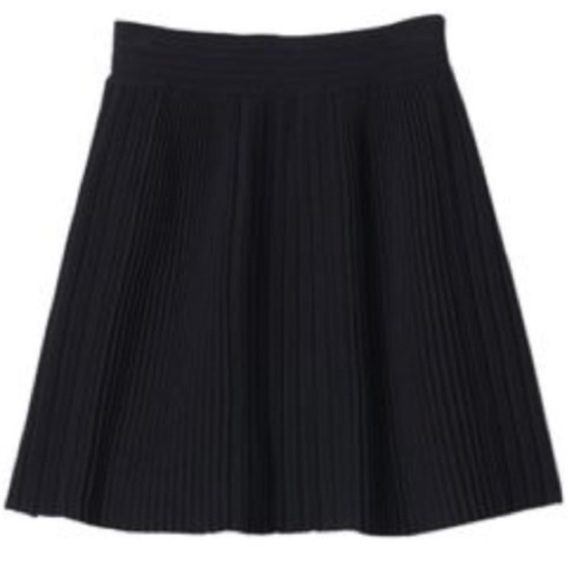 Rebecca Taylor Pleated Black Stretch Skirt Size Medium - Picture 3 of 8
